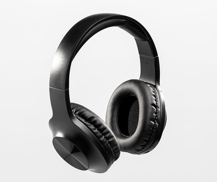 products_0001_levitating music headphones display